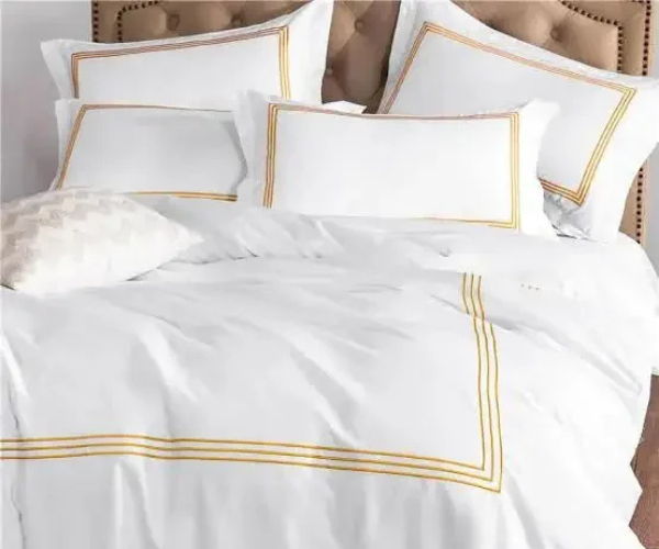 Frontier Black & white triple Bourdon Collection